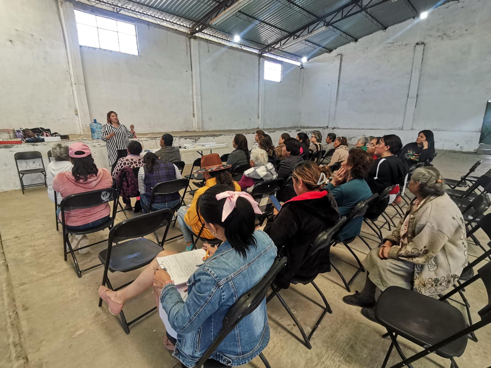 Mujeres ejidatarias en Epazoyucan se capacitan en derechos agrarios