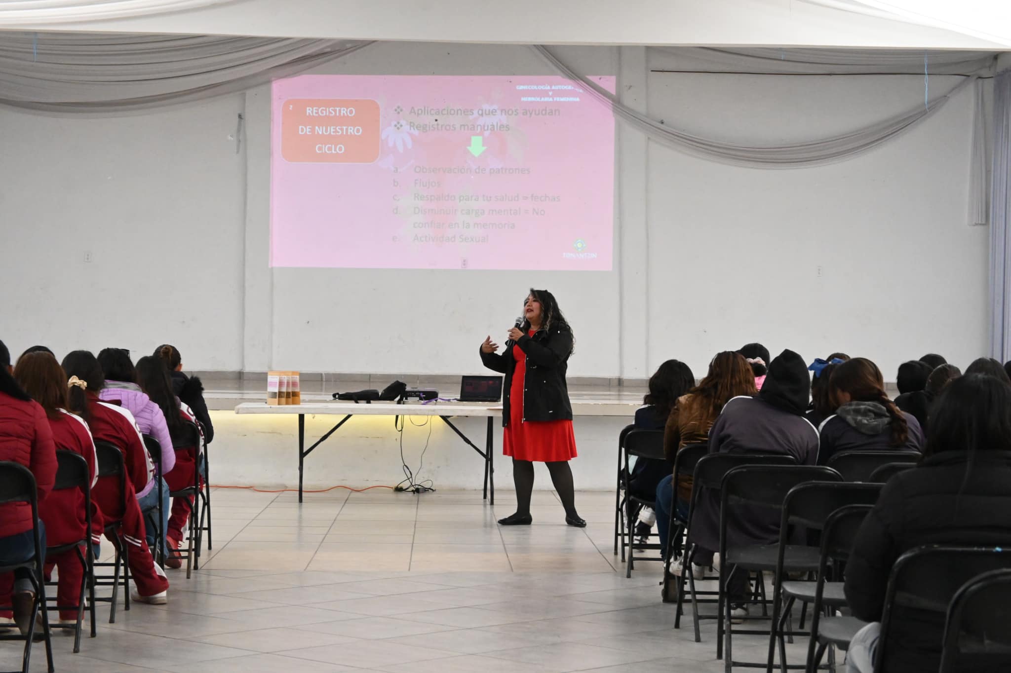 Epazoyucan impulsa la educación menstrual para eliminar tabúes