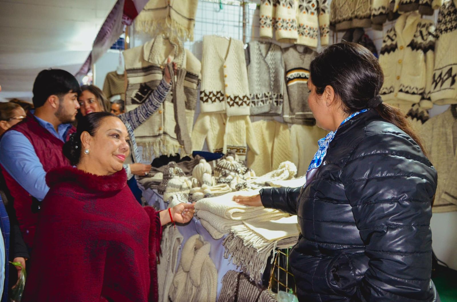Tulancingo se viste de color, sabor y tradición con la Segunda Muestra Textil, Artesanal, Gastronómica y Cultural