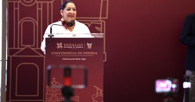 Titular de la Secretaría de Turismo, Elizabeth Quintanar