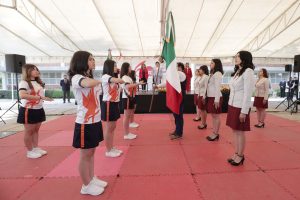 Prepa 2 celebra 60 años