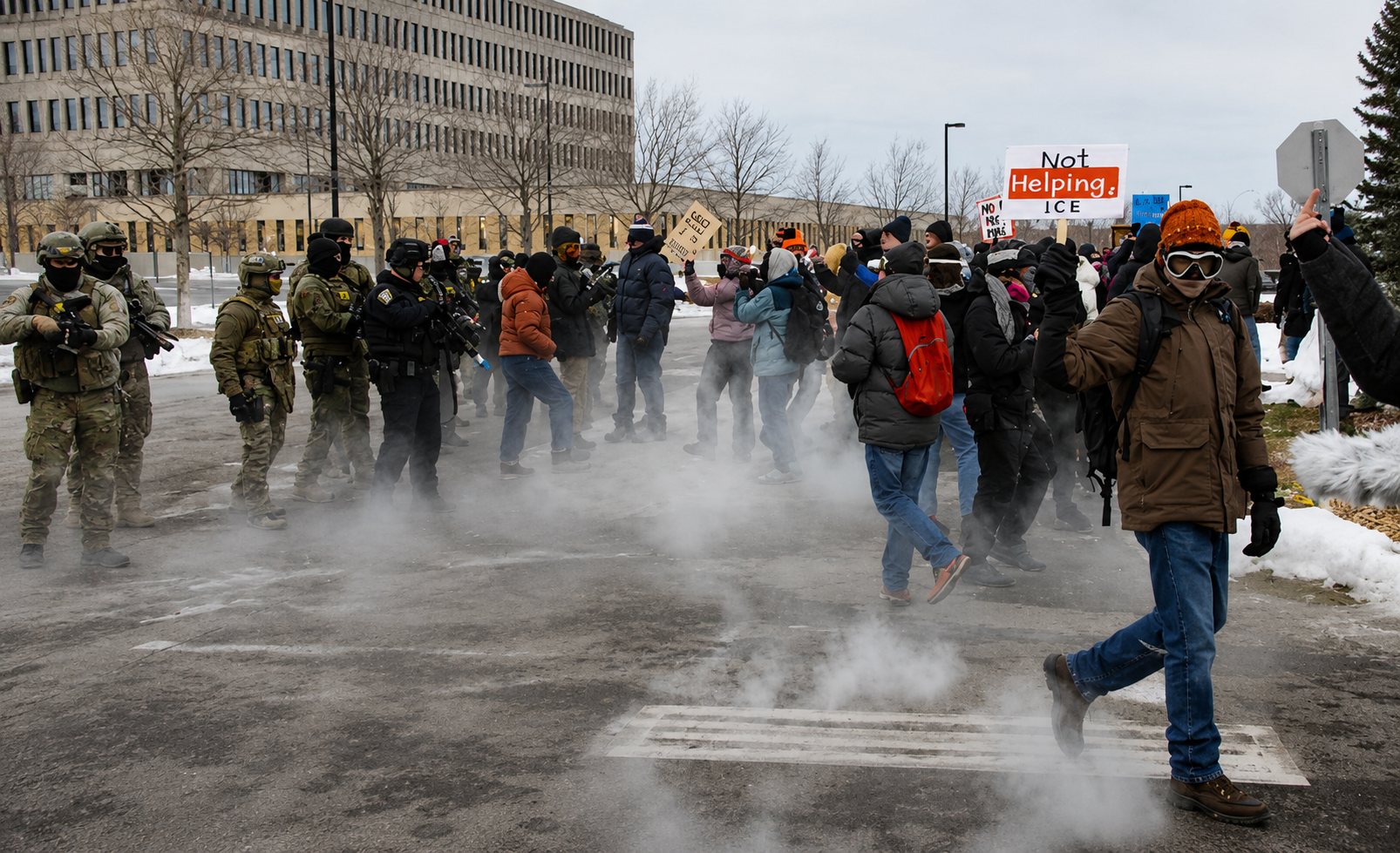 Acusan a 15 personas por obstruir redadas en Minnesota