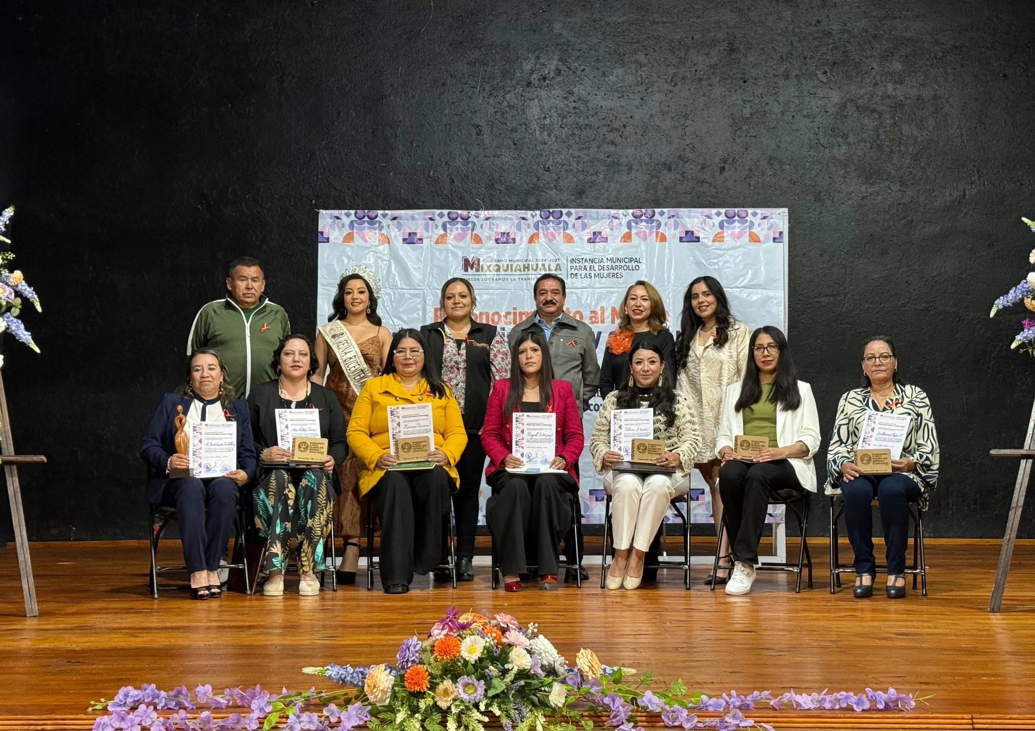 Mujeres que dejan huella: Mixquiahuala reconoce trayectorias que han marcado generaciones
