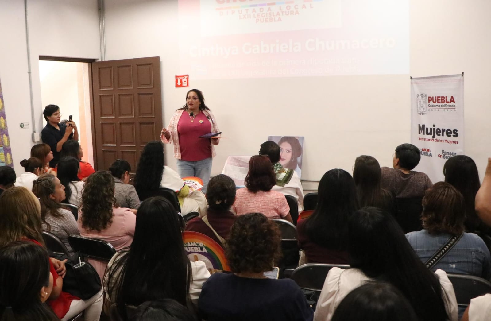 Puebla impulsa diálogo sobre mujeres trans y lesbianas