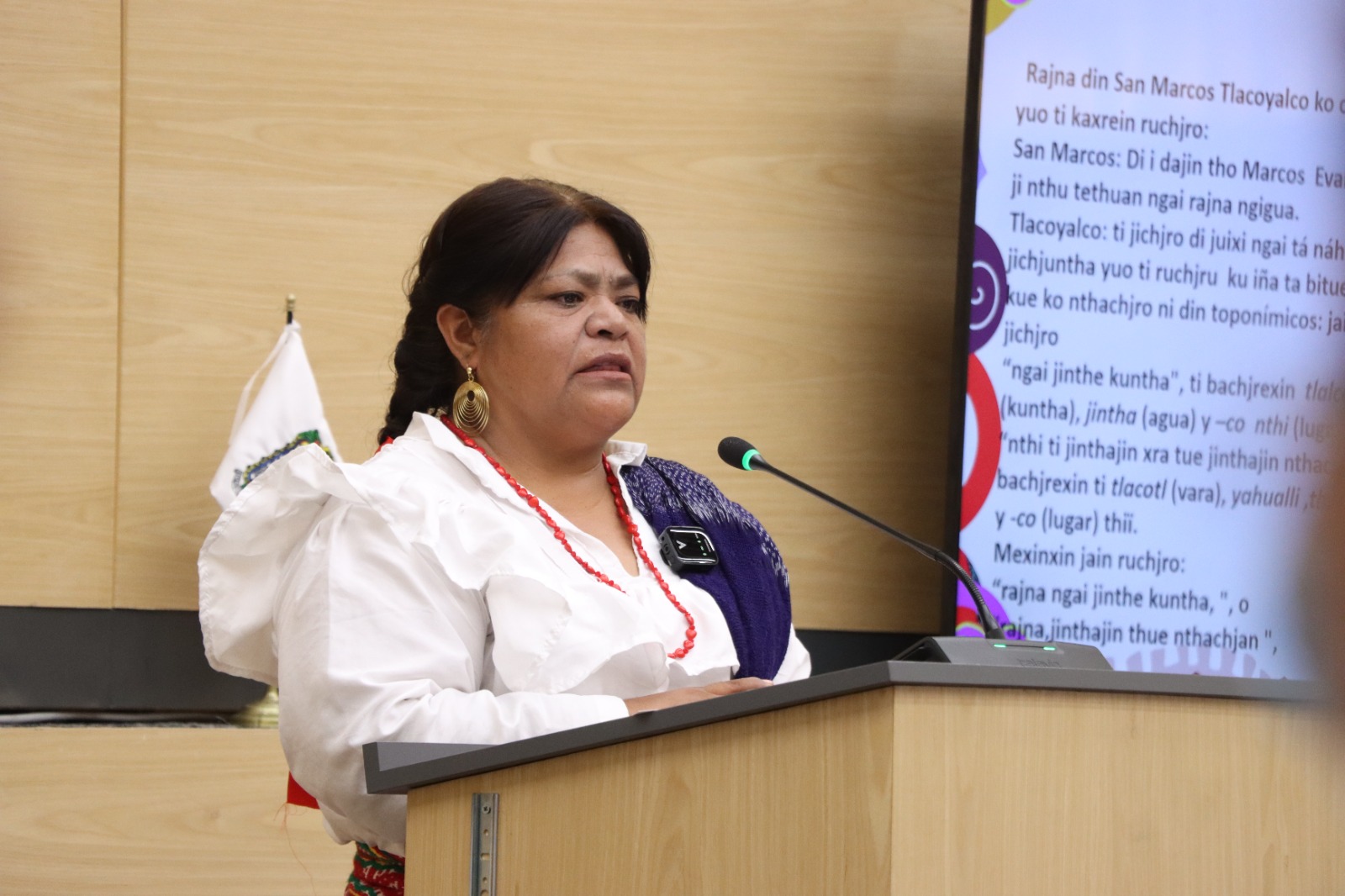 Docentes reciben reconocimiento por preservar las lenguas indígenas en Puebla