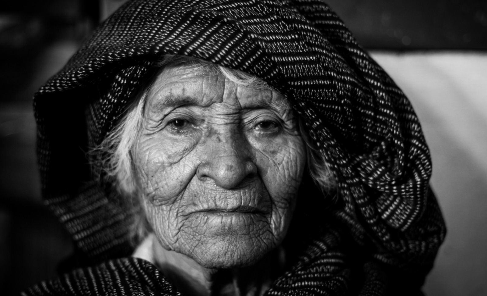 Ser mujer y racializada: una doble desigualdad