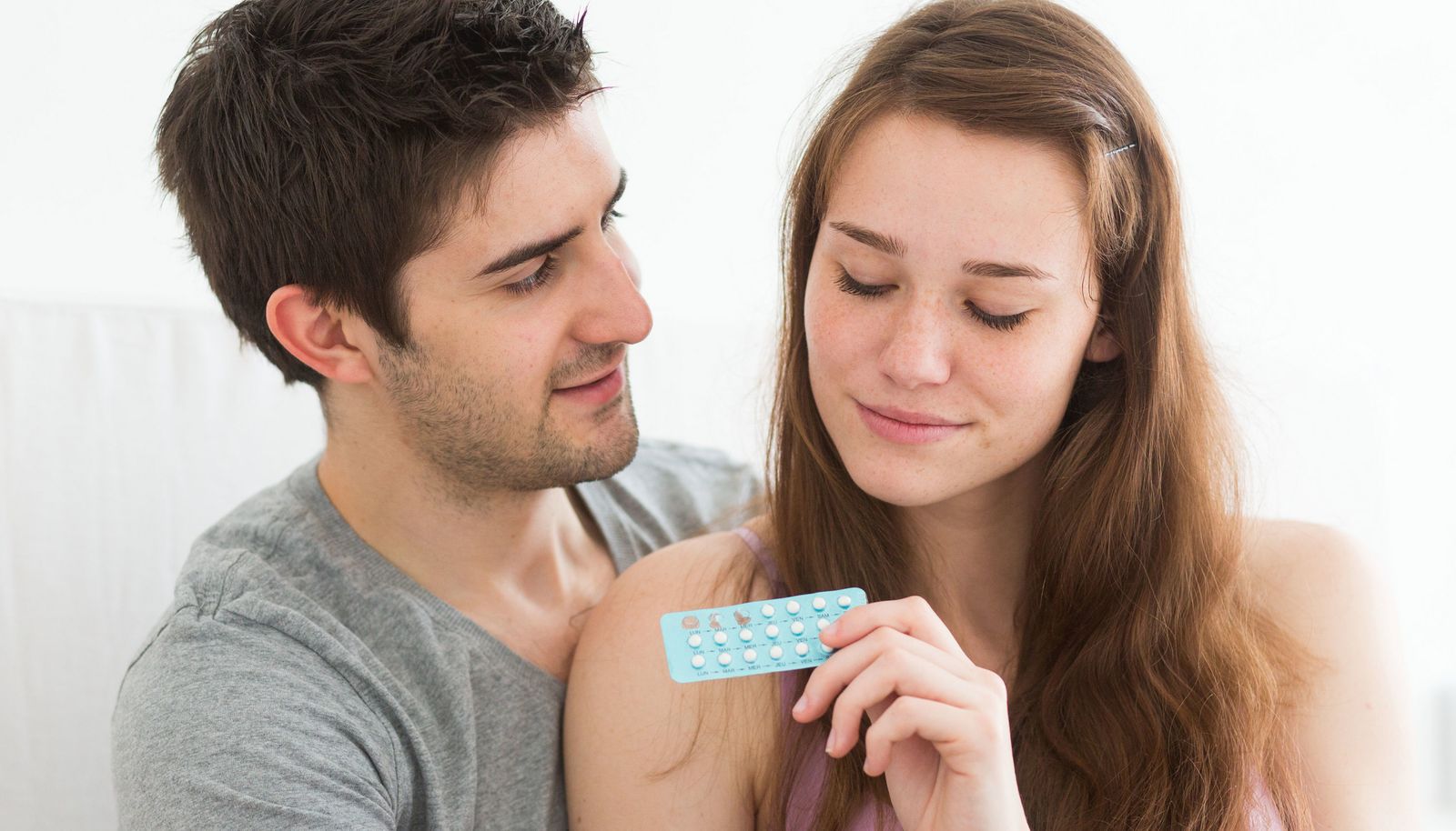 ¿Anticoncepción para hombres? Opciones existen, los prejuicios también