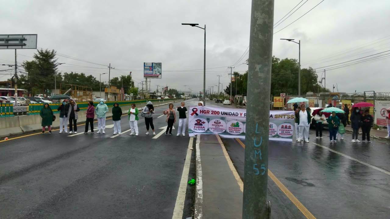 Protestas, falta de insumos y muertes neonatales: ¿qué pasa en el IMSS?