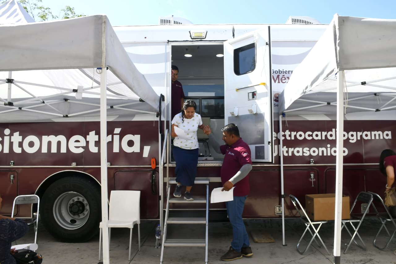 Llevan servicios de prevención de cáncer de mama y cervicouterino a Tecali de Herrera